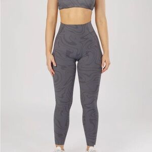 RecStretch DesB High Flow Sculptseam Plus Legging Groove - Small